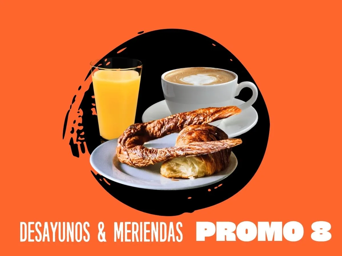 2 medialunas + café con leche  + vasito de Exprimido